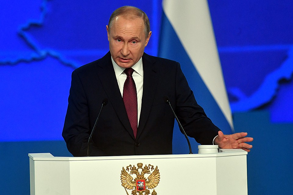 Путин проведет телеконференции со своими полпредами в федеральных округах