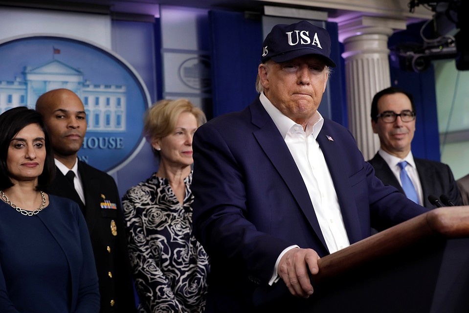 Трамп хочет провести телефонный разговор с Путиным