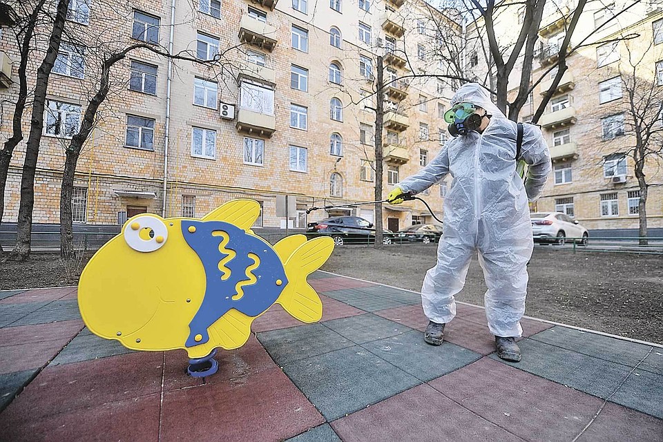 В Москве и Московской области введен обязательный карантин.
