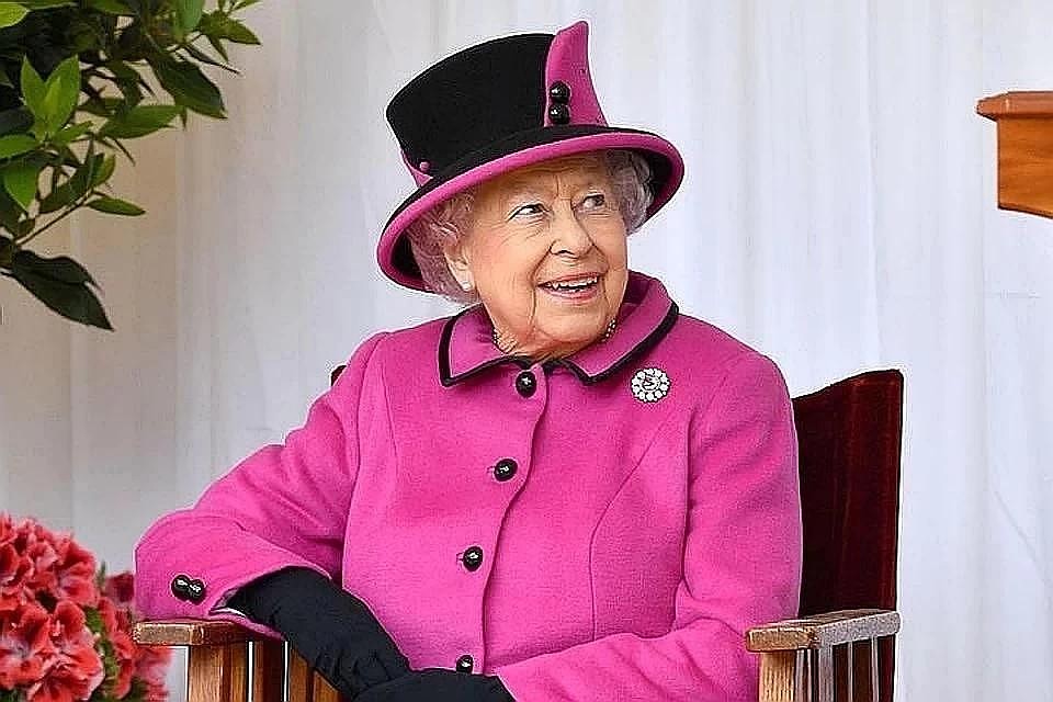 Королева Елизавета II