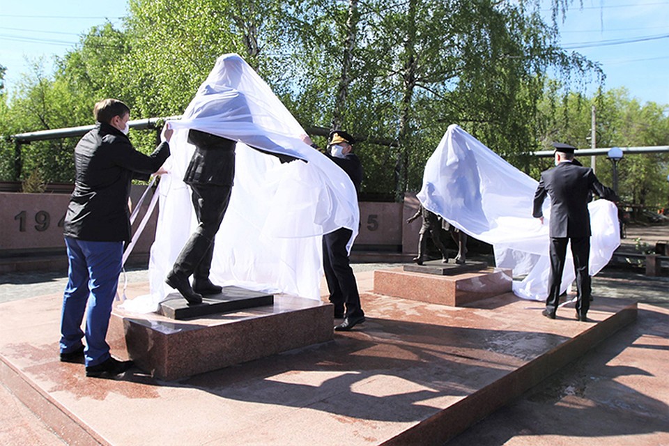 Открытие мемориала «Победители». Фото: АО «СУЭК – Кузбасс»