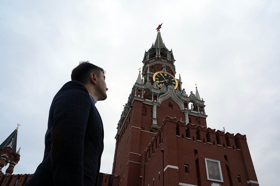 Власти решили отложить масштабные сокращения госаппарата
