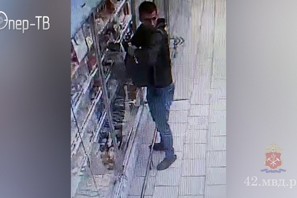 Кузбассовец похитил рюкзак сыра. ФОТО: пресс-служба ГУ МВД России по Кемеровской области.