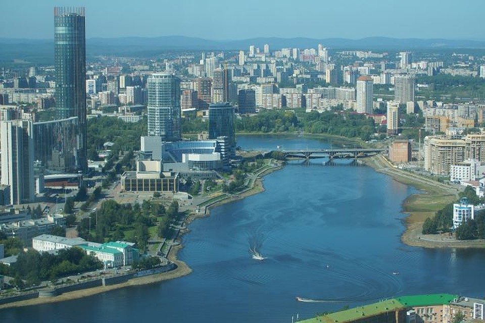 Одно из последствий пандемии - дышать в Екатеринбурге стало легче.
