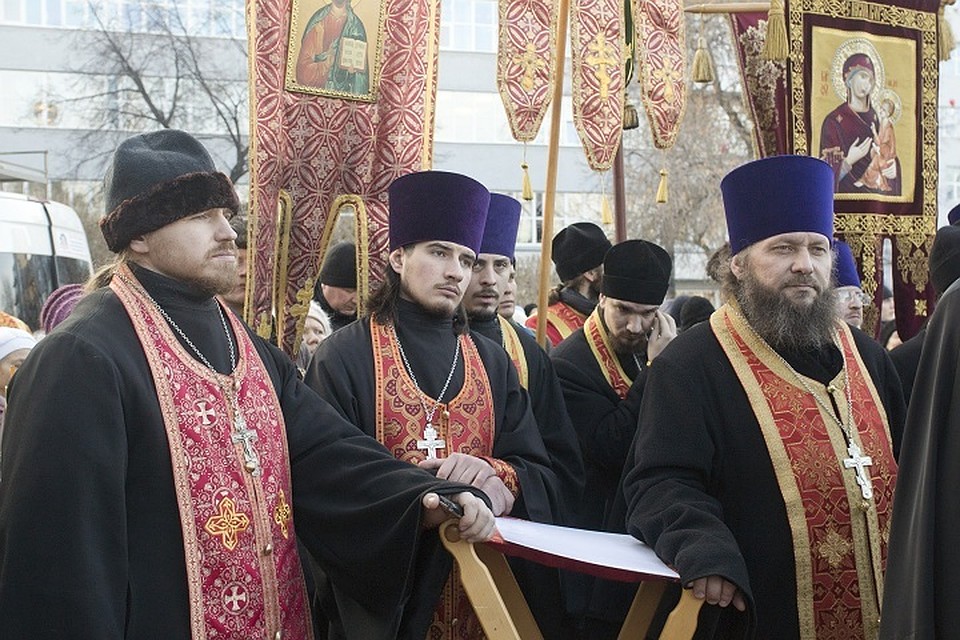 Обычно такое мероприятие проходит в виде крестного хода