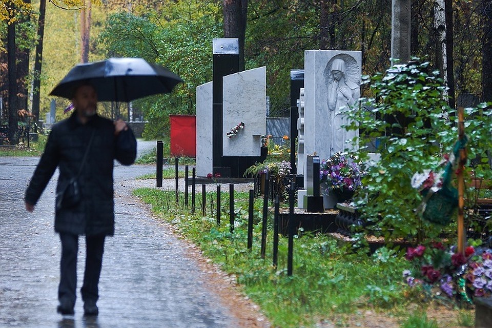 На Среднем Урале в мае стали меньше умирать и меньше рождаться