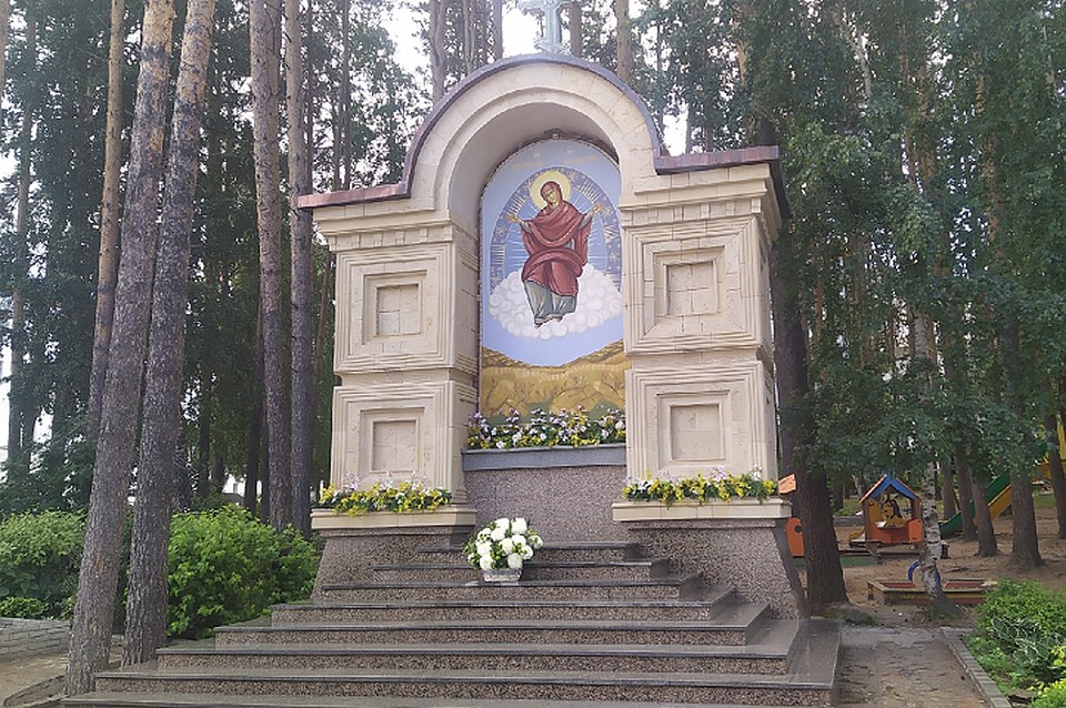 Олимпийский чемпион, хоккеист Павел Дацюк не скрывает, что опальный отец Сергий – его духовник