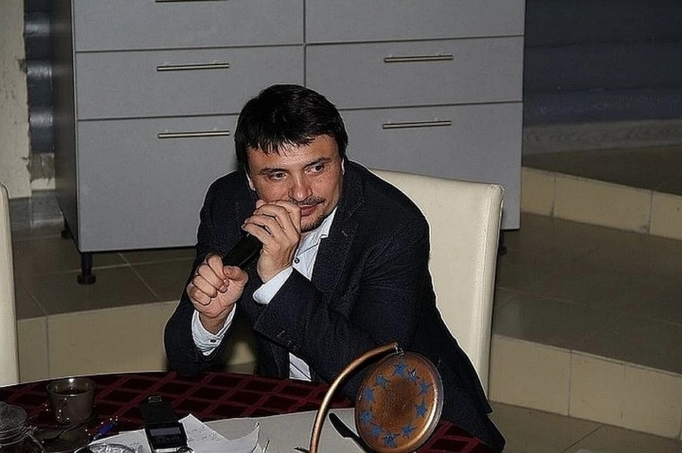 Михаил Артюхов говорит, что хотел не убить бывшую сожительницу, а заставить ее вернуть долг