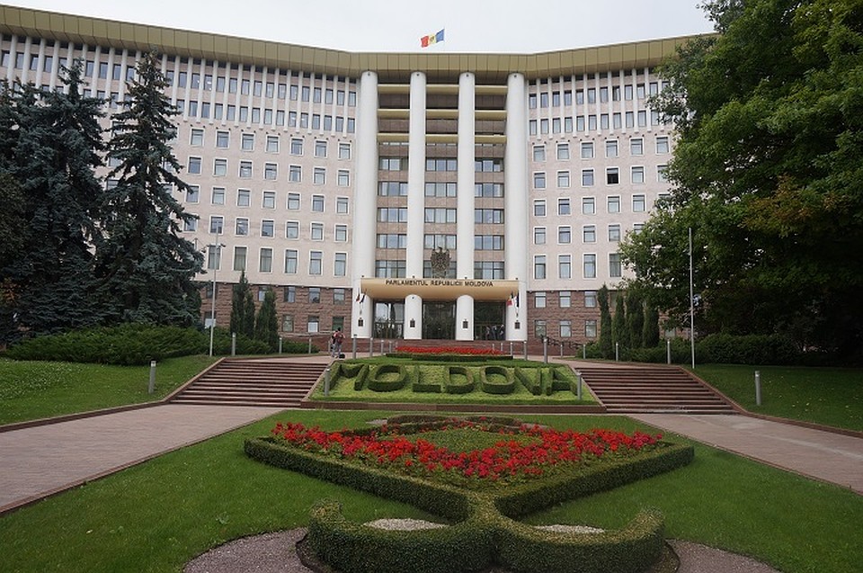 Политический аналитик считает, что досрочные парламентские выборы в Молдове – это единственное правильное решение в создавшейся ситуации