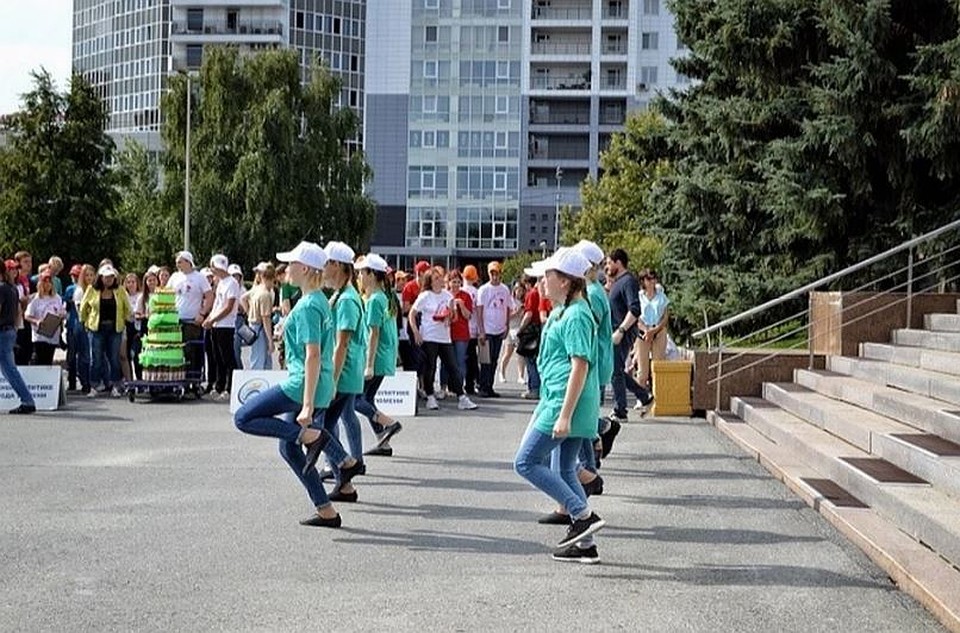 В Тюмени снова перенесли начало «Трудового лета 2020». Фото из группы " Отряды мэра Тюмень!" во ВКонтакте.