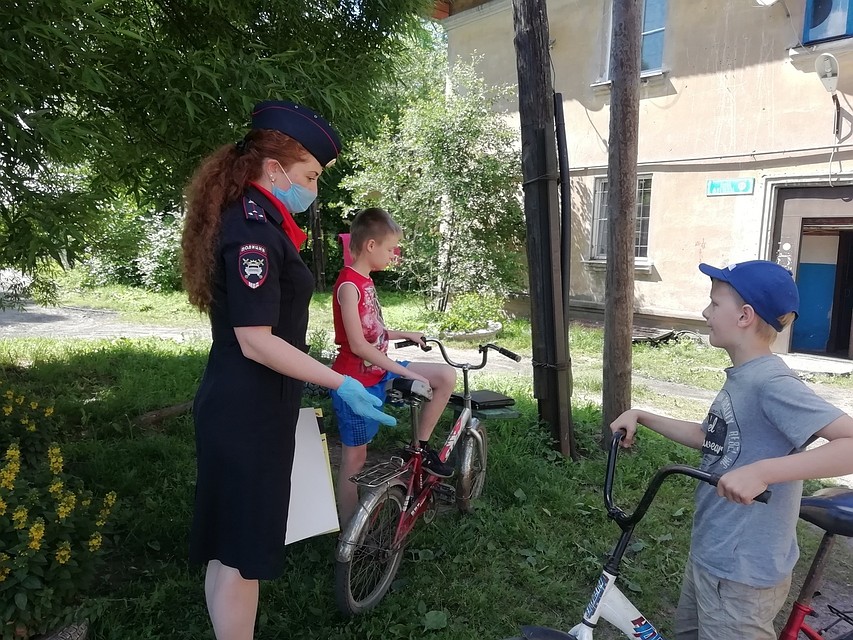 Школьникам напомнили о безопасности в летний период Фото: УГИБДД России по Тверской области