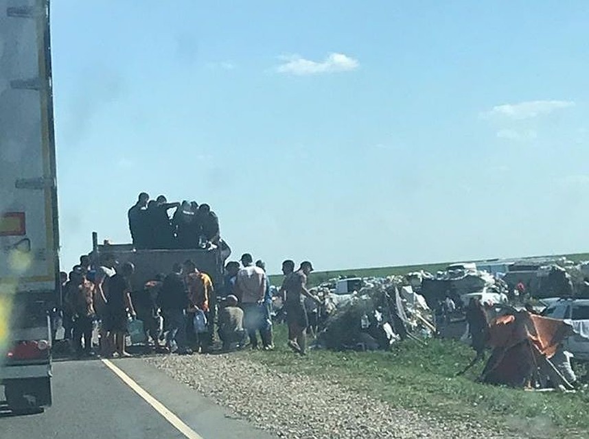 На границе Самарской области опять беженцы. Фото: https://www.facebook.com/photo.php?fbid=304170944046394&set=a.108157956981028&type=3&theater