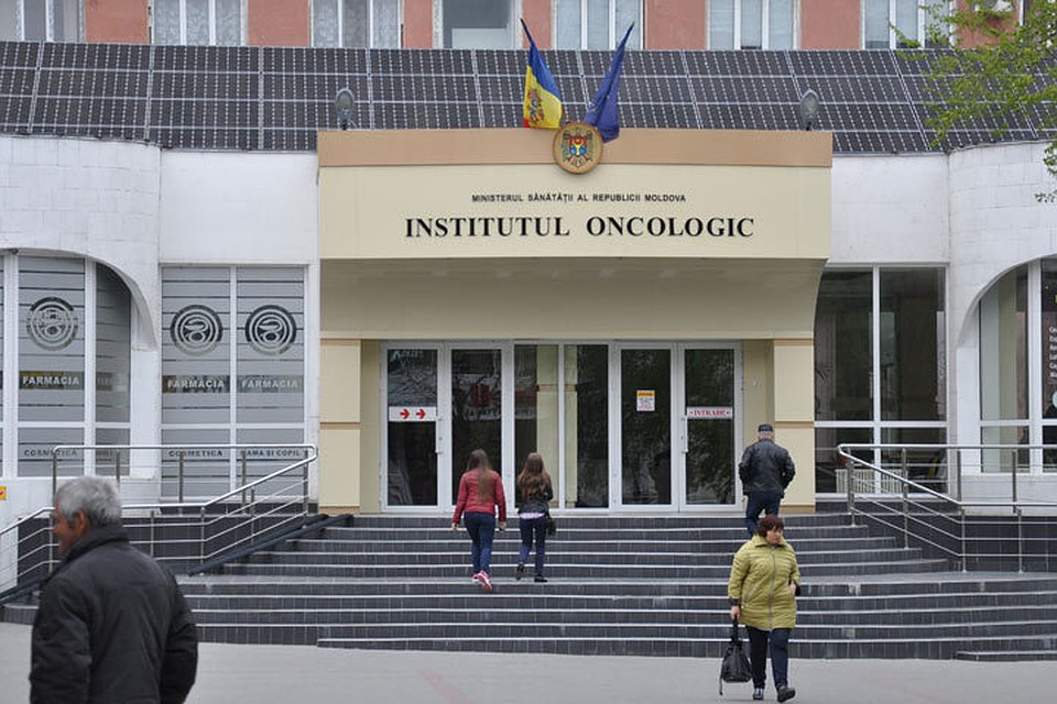 если бы больше сил и средств тратили на борьбу с онкозаболеваниями, можно было бы больше больных спасти!