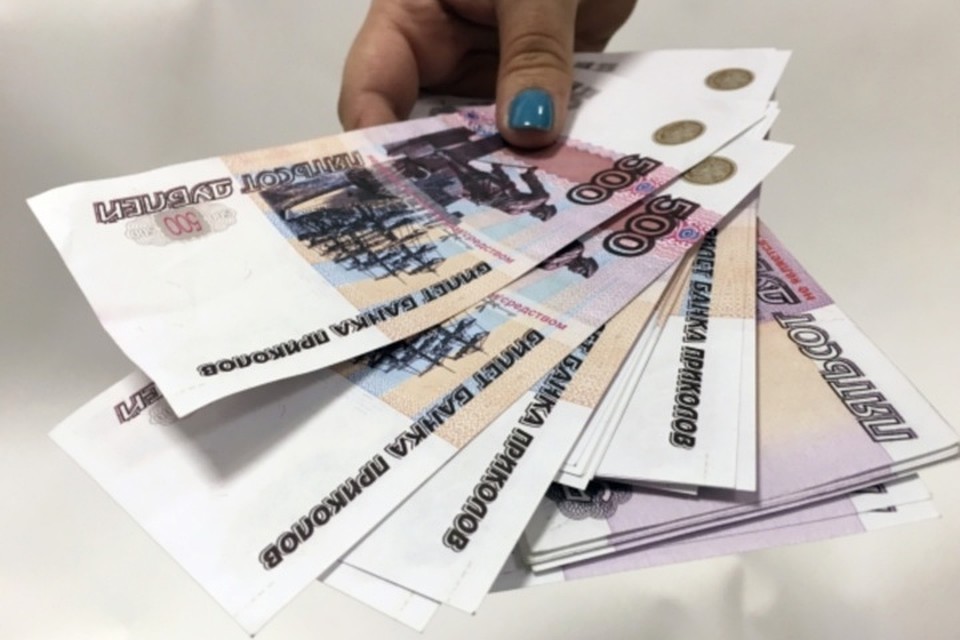 В Ростове бухгалтер учебного заведения обворовала его на 1,3 миллиона рублей