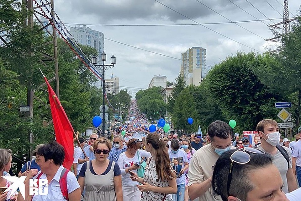 Мощность хабаровского шествия - 10-15 человек в секунду