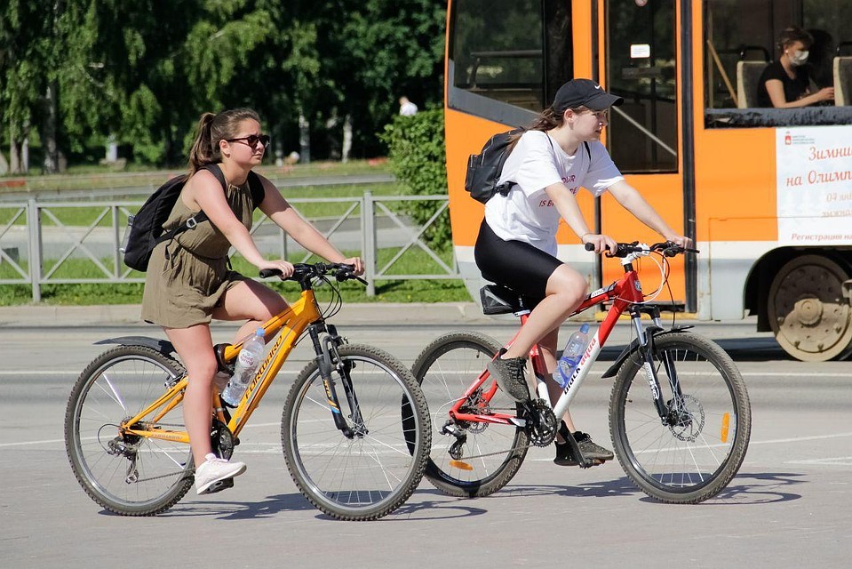 В среднем прокат велосипеда в Перми стоит 100 рублей за час.