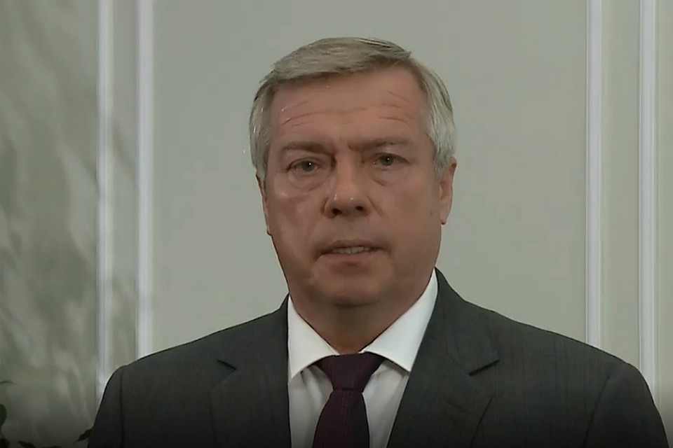 Василий Голубев решил не переходить к следующему этапу снятия ограничений