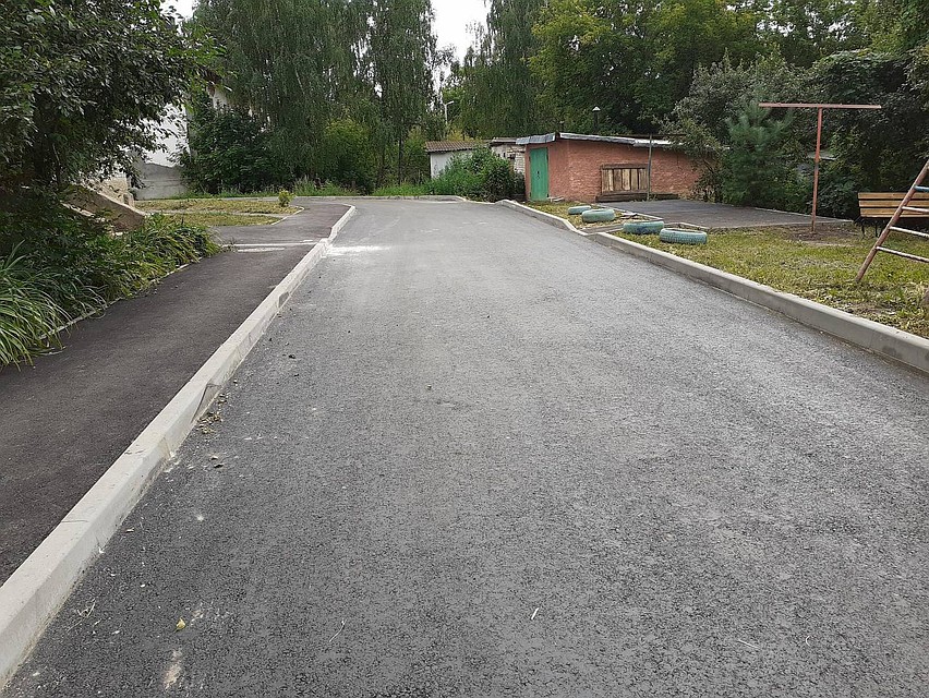 В Орле закончили ремонт 32 дворов из 67 запланированных. Фото: пресс-служба администрации города