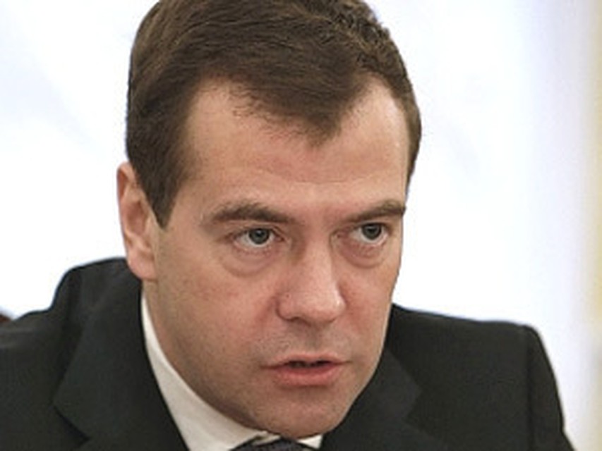 Медведев проводит реформы