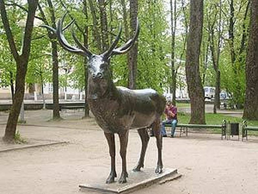 Бронзовый олень вернется на свое место аккурат к Дню города.
