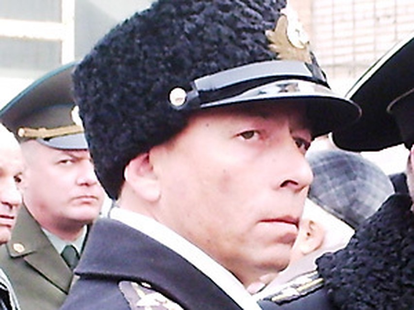 Дмитрию Лаврентьеву сейчас приходится оплачивать услуги адвоката