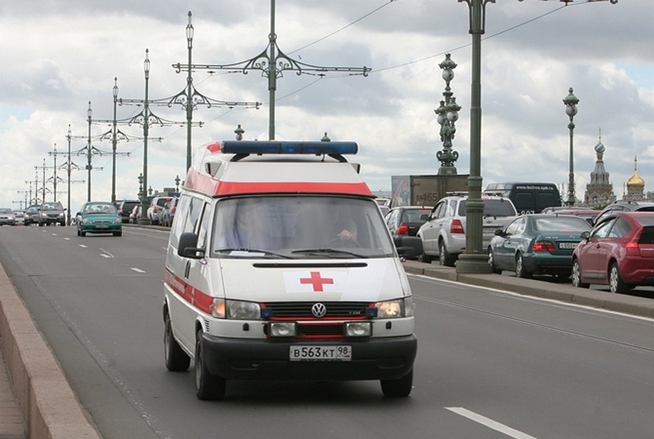 Один потерпевший умер в карете скорой, другой в больнице.