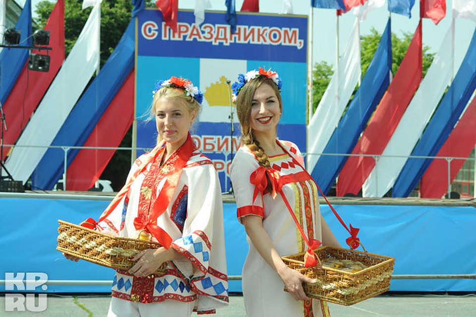 На празднике можно будет полакомится национальными блюдами.
