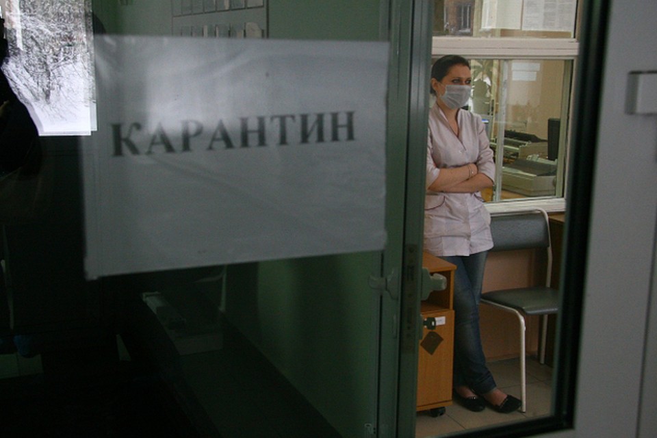 Заболевшего ребенка положили в инфекционную больницу
