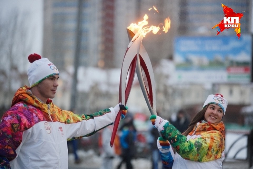 Участником эстафеты стал и олимпийский чемпион по боксу Егор Мехонцев.