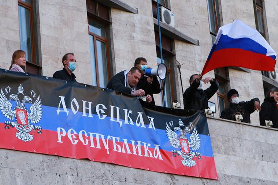 В Луганске и Донецке решили не переносить референдум о статусе региона
