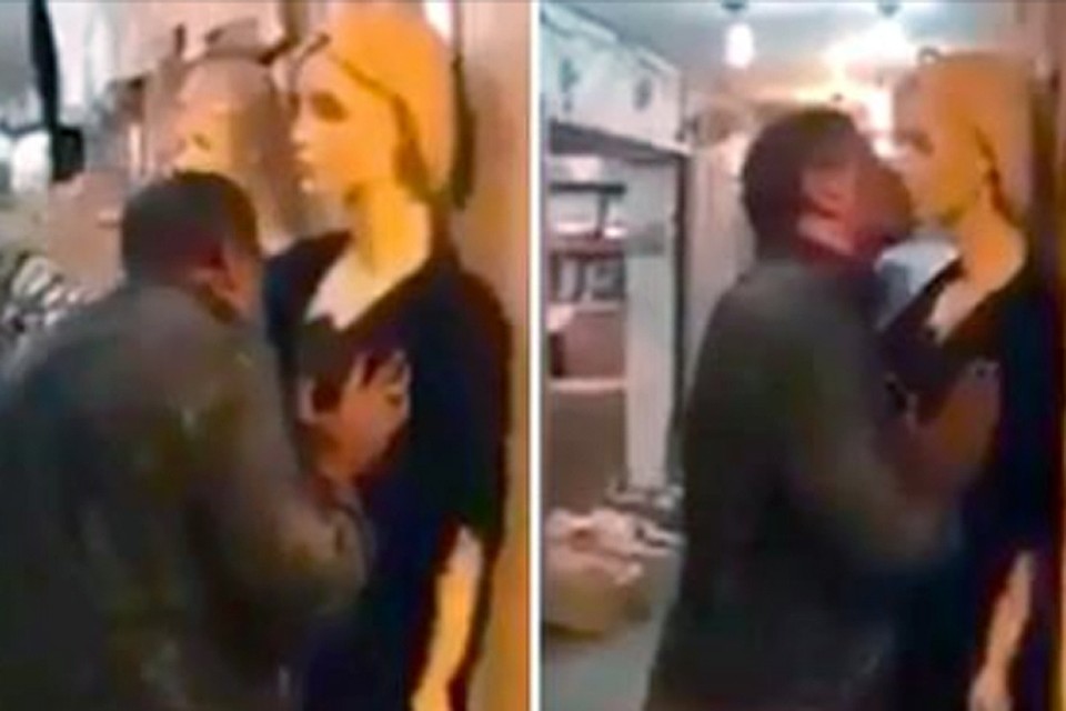 Судя по звуковому сопровождению, секс с пластиковой женщиной происходит в оживлённом центре европейского мегаполиса