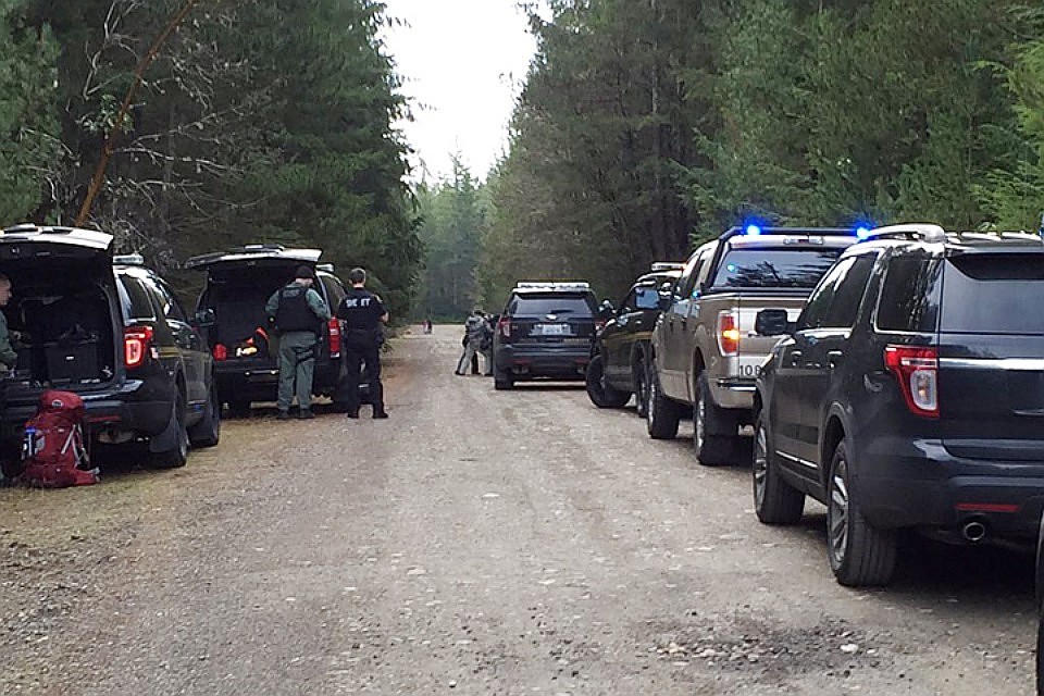 Американская полиция так и не подтвердила, что расстрелянные приемным отцом в США мальчики-подростки были россиянами
Фото: канал KIRO7