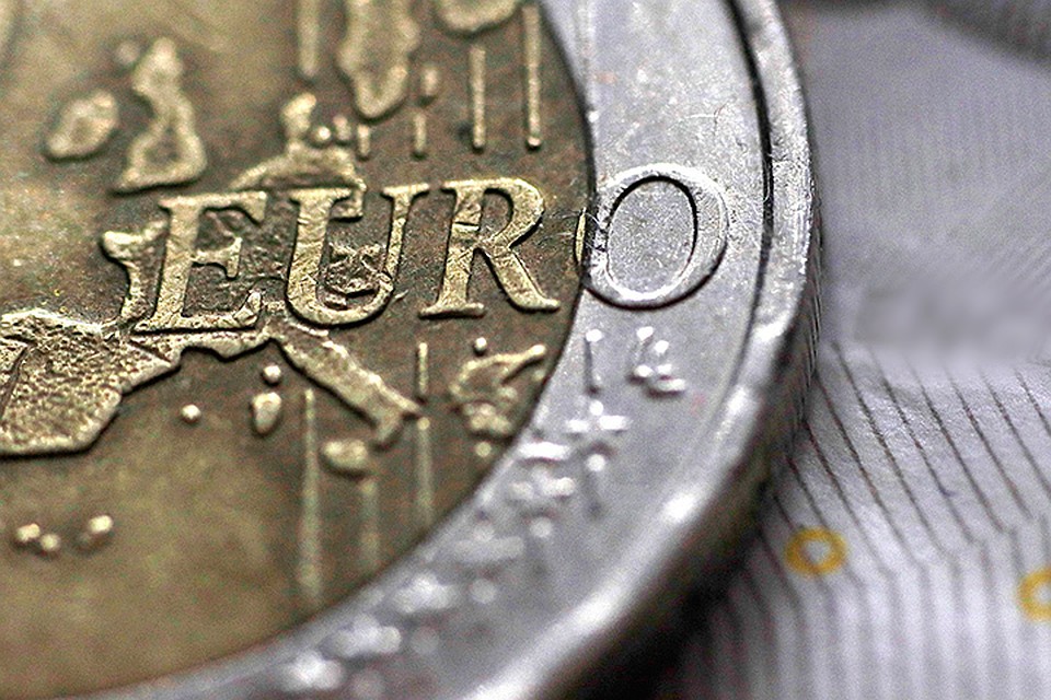 Негативная информация в отчетах может еще немного ослабить «европейца»