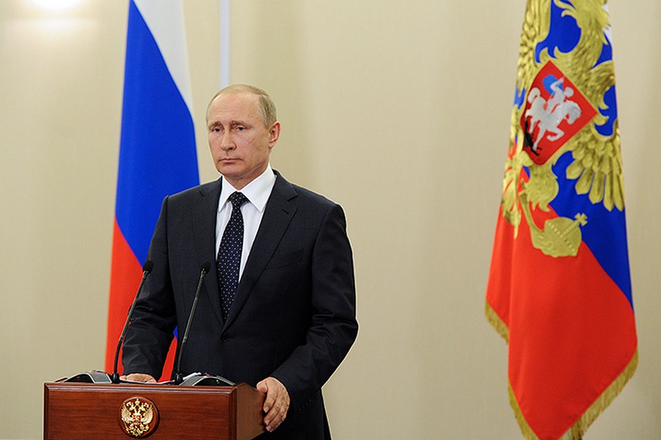 Владимир Путин из своей резиденции в Сочи вышел на связь с освобожденной Пальмирой. Фото: Михаил Климентьев/ТАСС