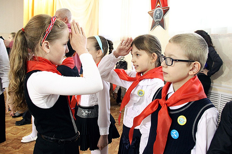 Нужна ли сегодня нашей стране идея вроде пионерии в советские годы?