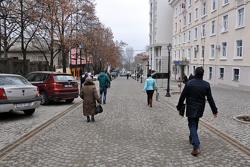 В понедельник пасмурно, без дождей.