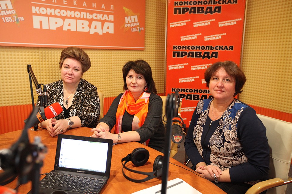 Елена Владимировна Евмененко - ректор Ставропольского краевого института развития образования повышения квалификации и профессиональной переподготовки работников образования. Анна Борисовна Анисимова - преподаватель истории и обществознания МБОУ СОШ №6. Герасименко Надежда Ивановна - региональный координатор краевой программы по повышению финансовой грамотности населения
