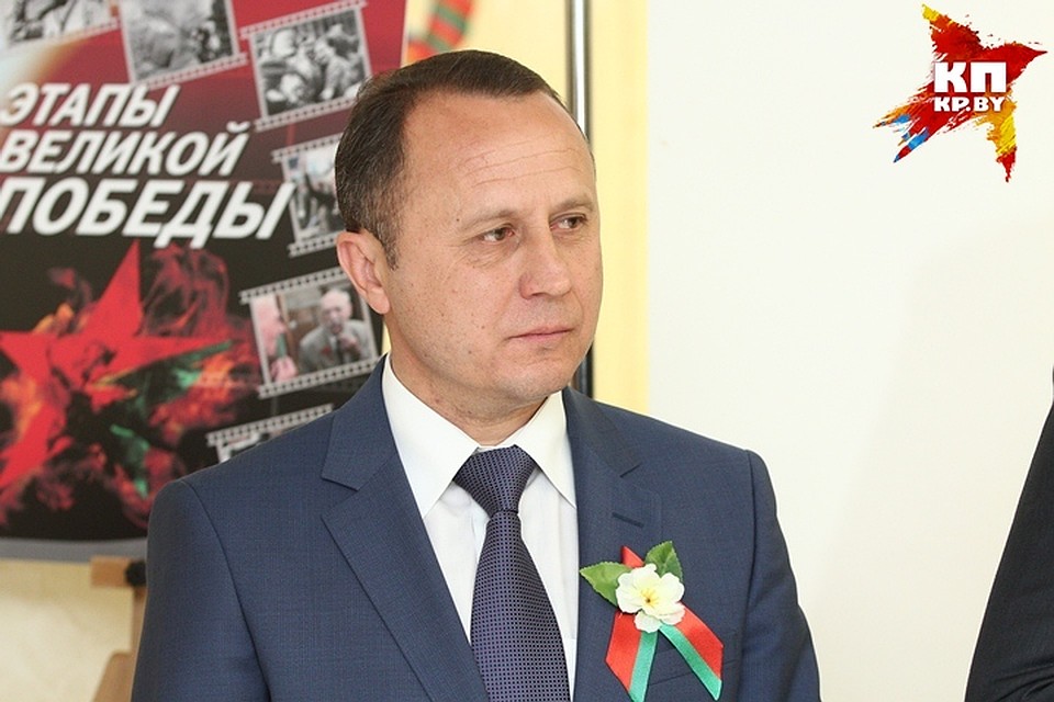Сергей Писарик смещен с должности, но пока что находится на своем рабочем месте.