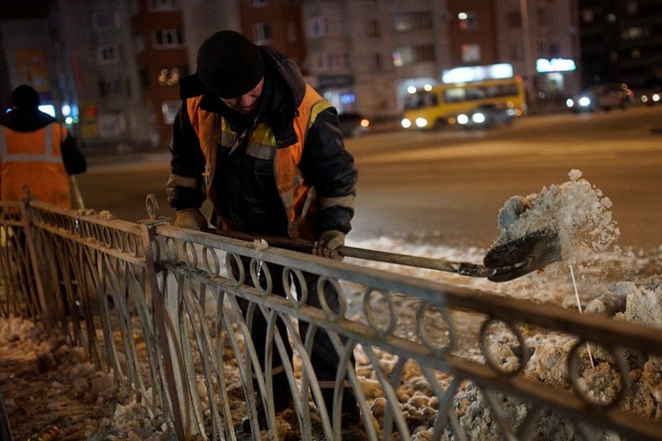 В Томске ночью уберут снег с 10 улиц