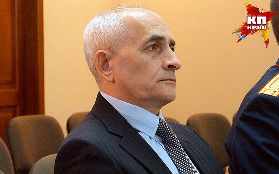 58-летнего судью нашли мертвым в омском парке сегодня утром