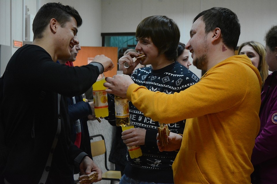 Фуршет в подарок на День студента.