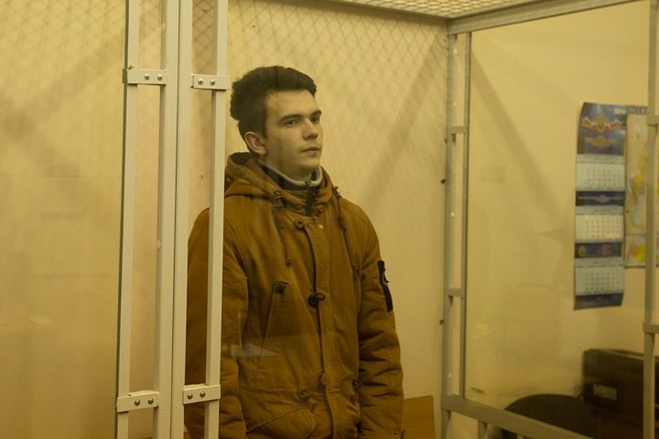 Филипп Лис, если захочет, сможет отвечать влюбленным в него девушкам