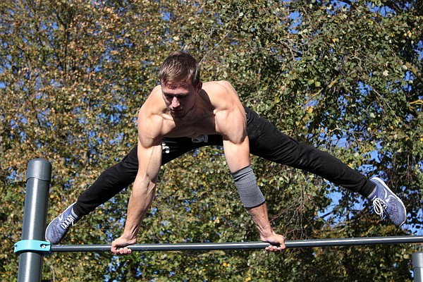 Соревнования прошли в двух видах: "Workout freestyle" и "Workout games".