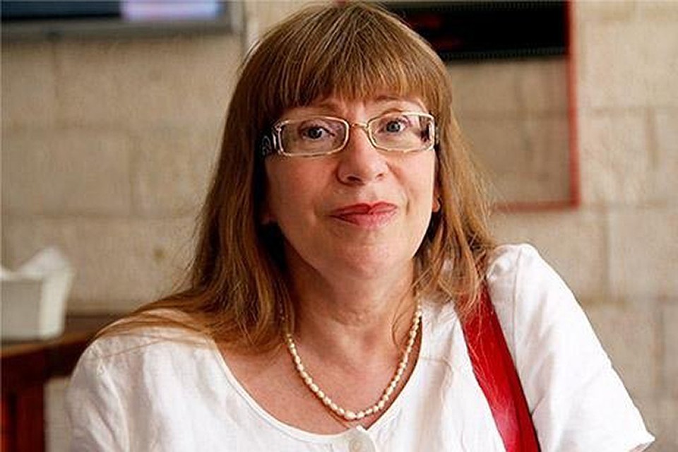 В беседе с «КП» писательница вспомнила о причинах нынешнего «столкновения цивилизаций» и рассказала, ждёт ли Европу гражданская война