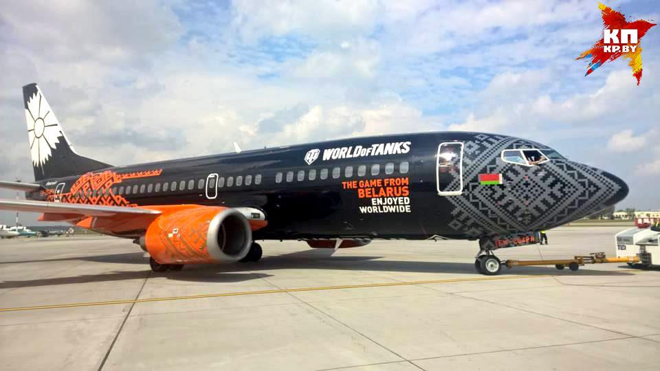 Самолет «Белавиа» раскрасили в стиле World of Tanks.