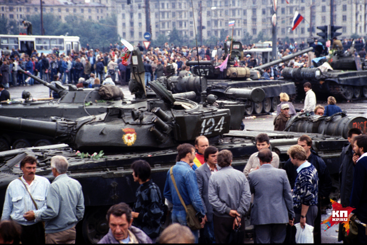 КГЧП августе 1991 года неуклюже попытался спасти страну