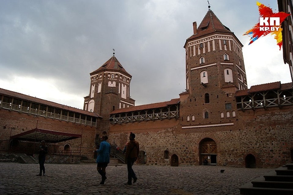 Мирский замок Фото: Алиса ЧЕКАТОВСКАЯ