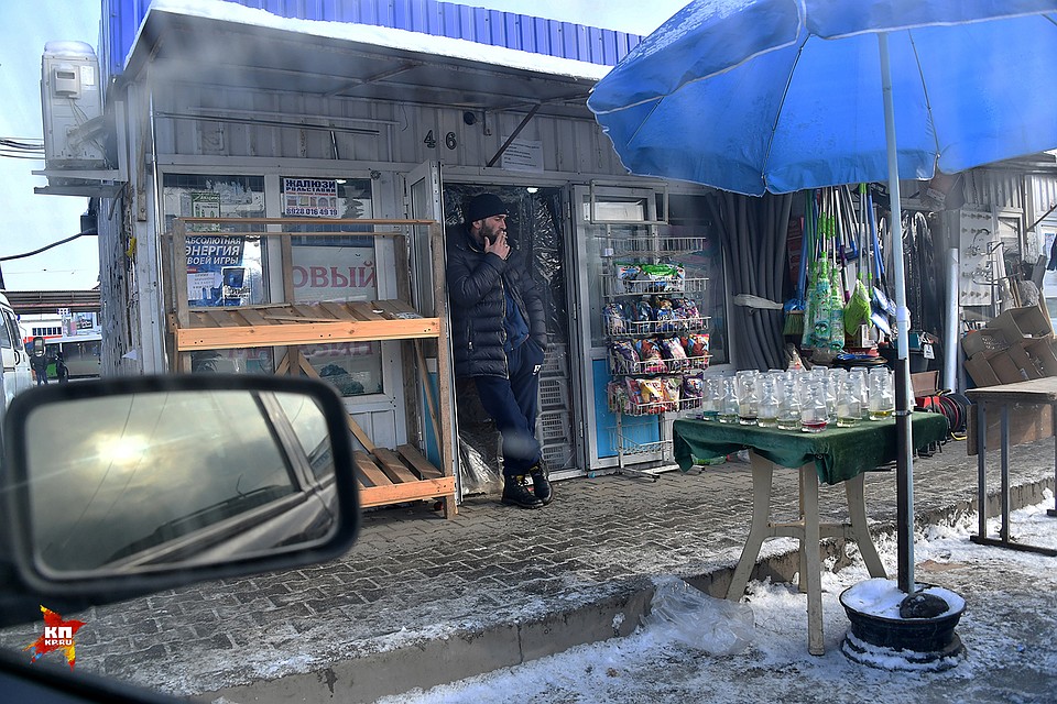 Будничная жизнь рынка в Грозном Фото: Владимир ВЕЛЕНГУРИН