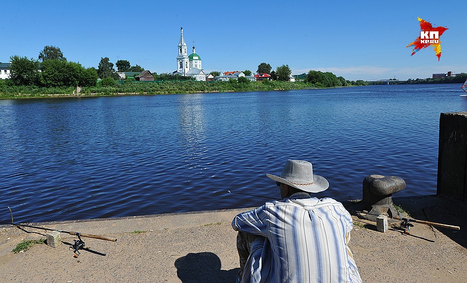 В здешних местах Волга становится большой, полноводной рекой. Фото: Виктор ГУСЕЙНОВ