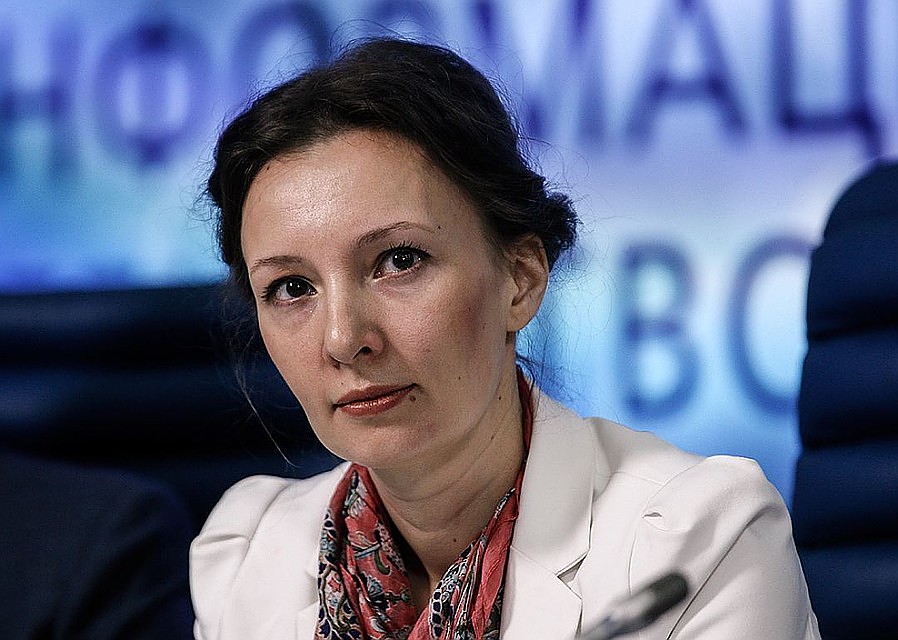 Уполномоченный по правам ребенка в РФ Анна Кузнецова подключилась к расследованию происходяшего в интернате. Фото: Александр Щербак/ТАСС
